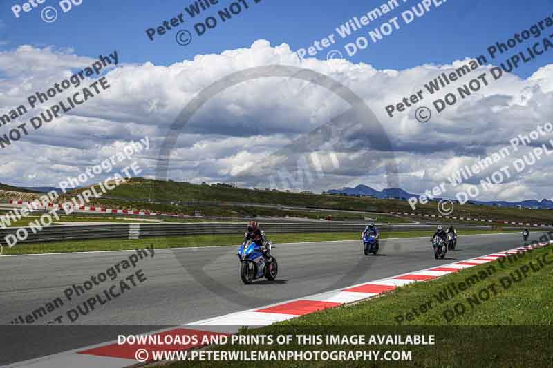 cadwell no limits trackday;cadwell park;cadwell park photographs;cadwell trackday photographs;enduro digital images;event digital images;eventdigitalimages;navarra;no limits trackdays;peter wileman photography;racing digital images;trackday digital images;trackday photos